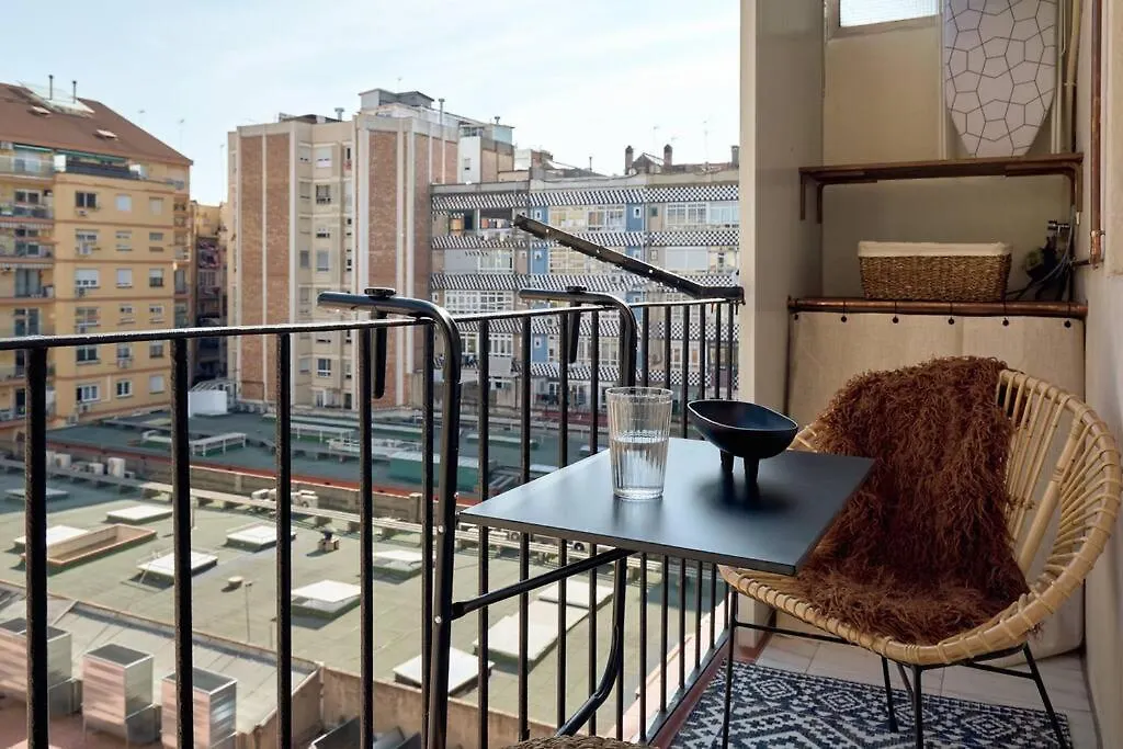 Yangra - Two Bedroom Apartment In Consell De Cent Barcelona